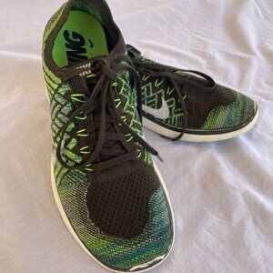 NIKE Free 4.0 Flyknit Running Sneaker 11.5 Low Drop